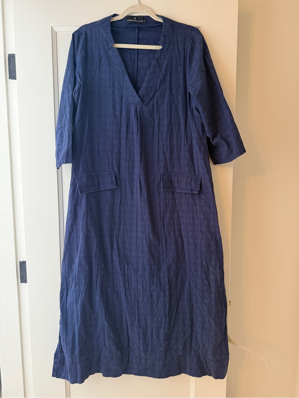 Pomander place Navy Textured V-Neck Midi Dress